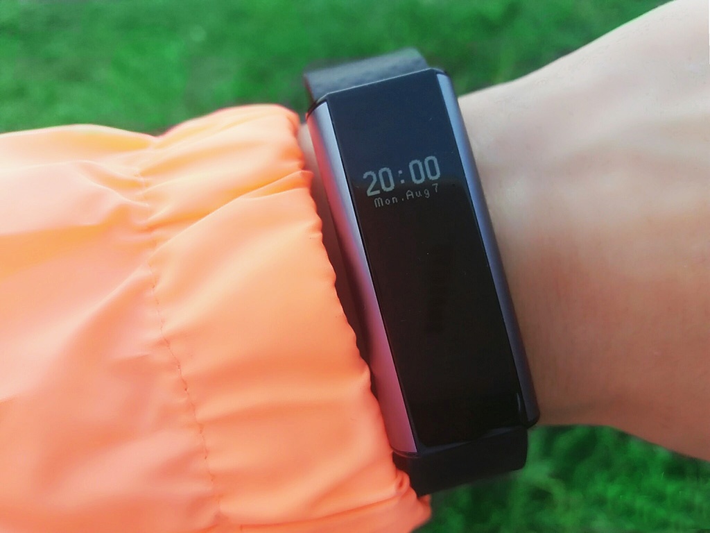 Водонепроницаемый фитнес-браслет Xiaomi Amazfit Arc Black