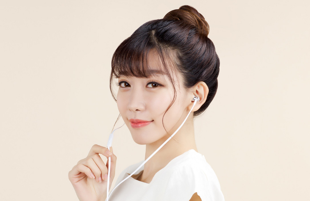naushniki_xiaomi_piston_fresh_bloom_silver_2.jpg naushniki_xiaomi_piston_fresh_bloom_silver_2.jpg